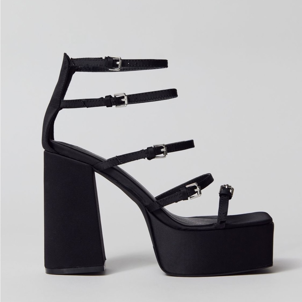 Size 6 platform heels from Urban Outfitters